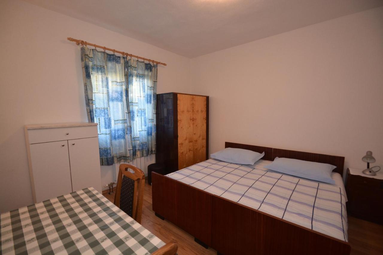 Apartments By The Sea Suhi Potok, Omis - 14555 Jesenice  Zewnętrze zdjęcie